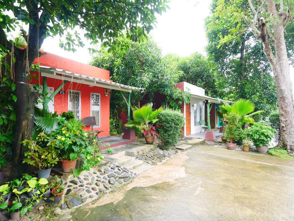Forest Bungalows & Mama'S Restaurant Chalong Exterior foto